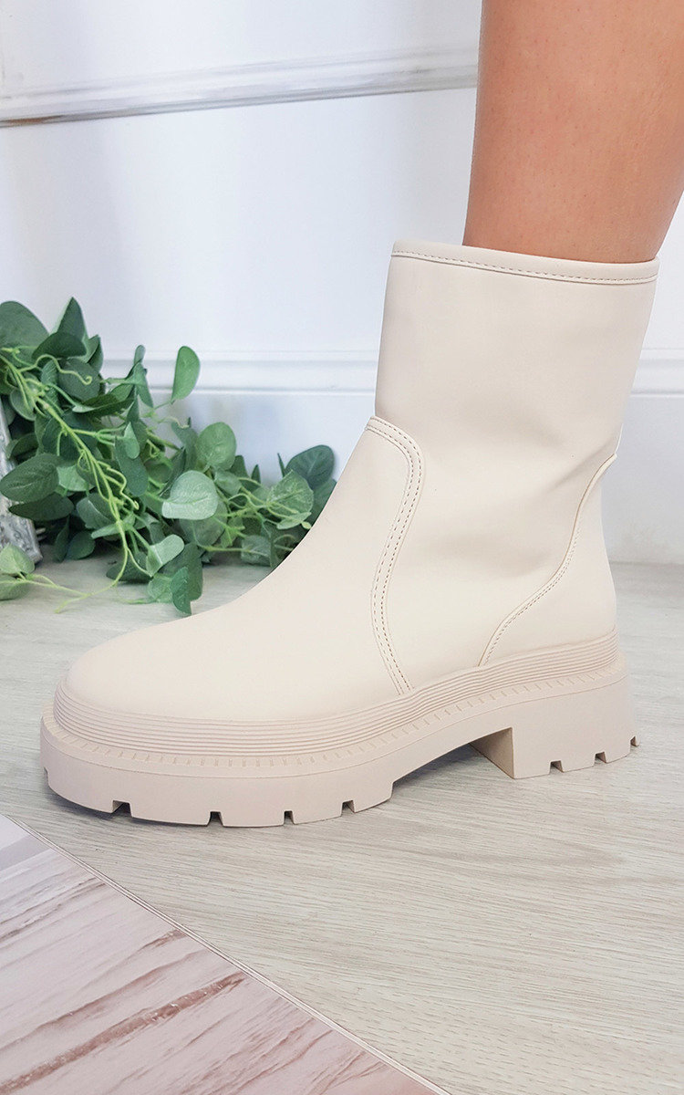 Vida Chunky Ankle Boots Thumbnail Vida Chunky Ankle Boots Thumbnail