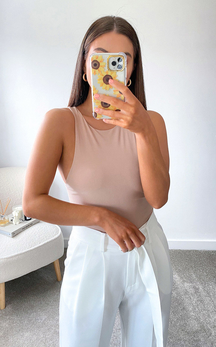 Viv Basic Sleeveless Bodysuit Thumbnail Viv Basic Sleeveless Bodysuit Thumbnail