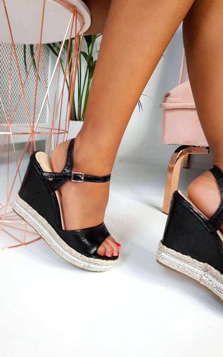 Zendaya Embellished Metallic Wedged Heel Thumbnail Zendaya Embellished Metallic Wedged Heel Thumbnail
